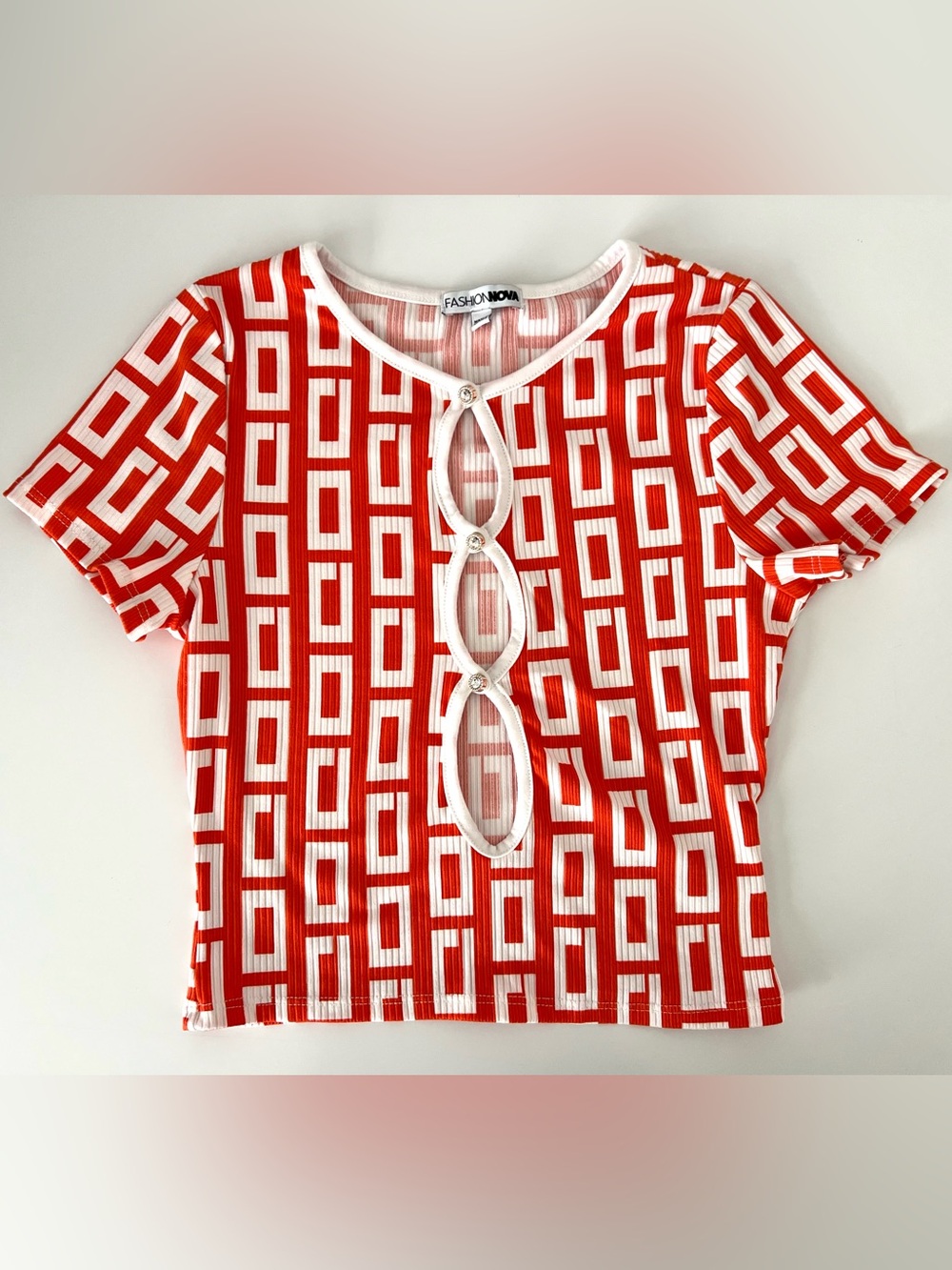 Fashion Nova Geometric Keyhole Tee